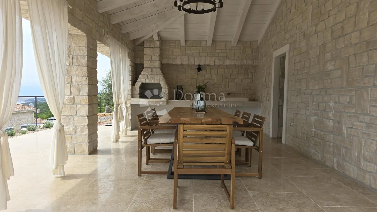 luxury villa koja ostavlja bez daha! - slika 24