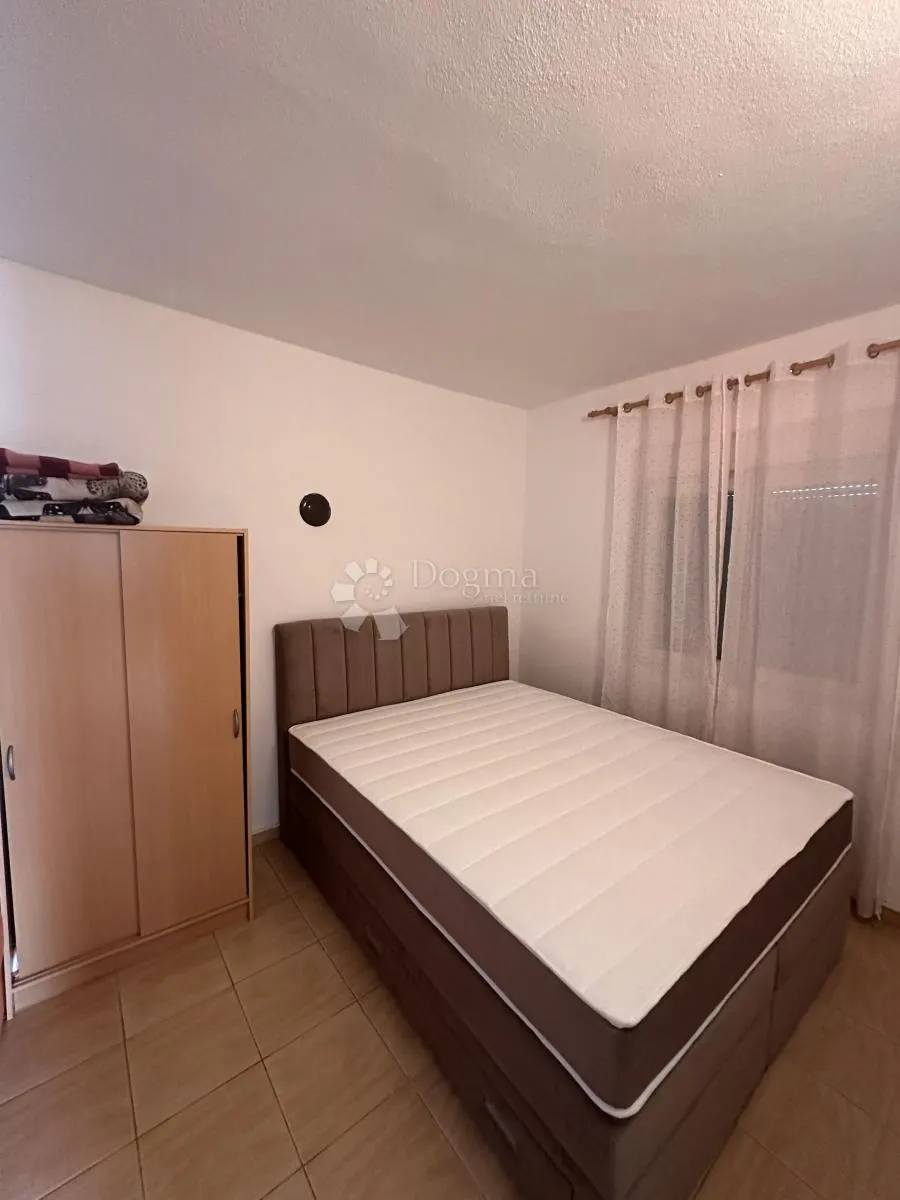 vir kuća sa 8 apartmana uhodana u posao sa turizmom - slika 41
