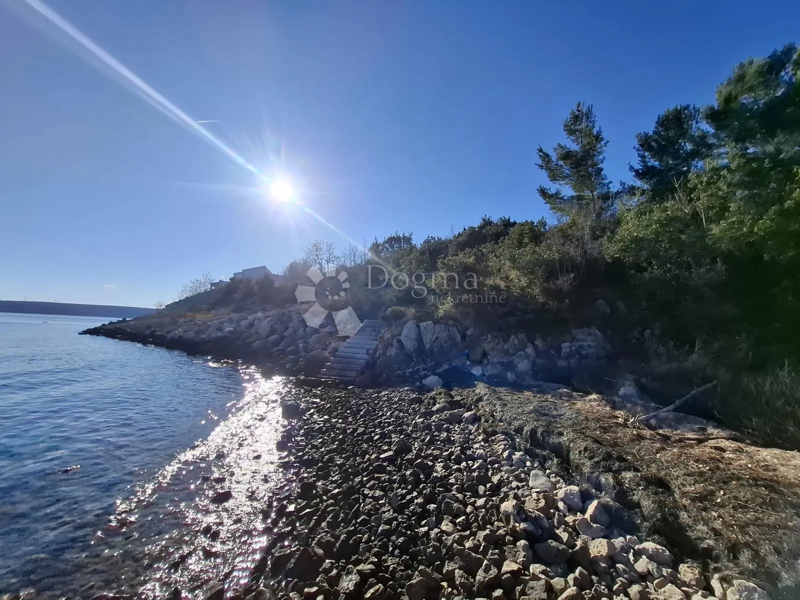 građevinsko zemljište 50 m od mora - slika 11