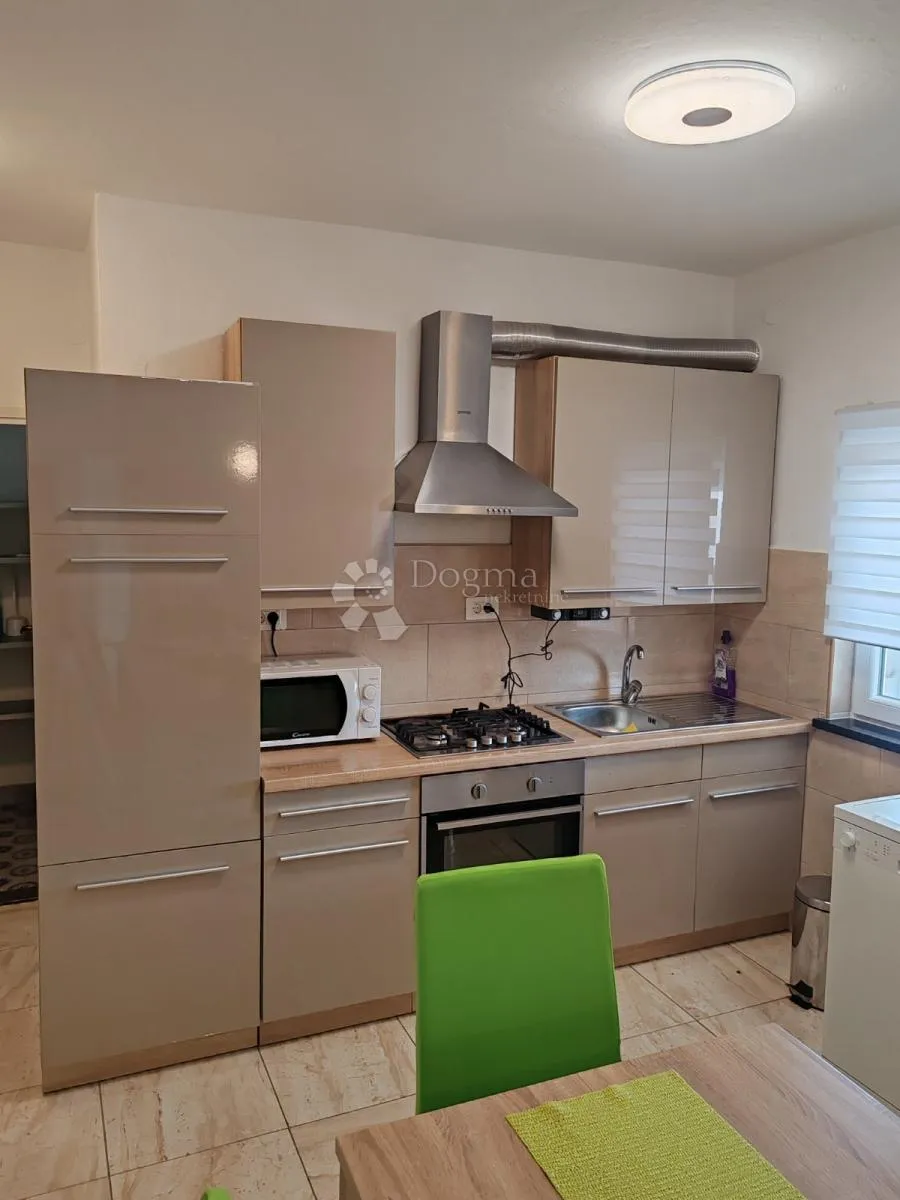 kuća za odmor s bazenom -tinjan - slika 6