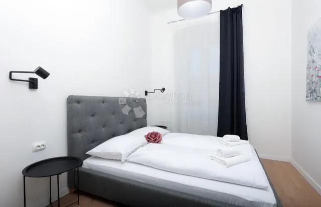 centar -60m2,2s+db kompletno adaptiran - slika 6