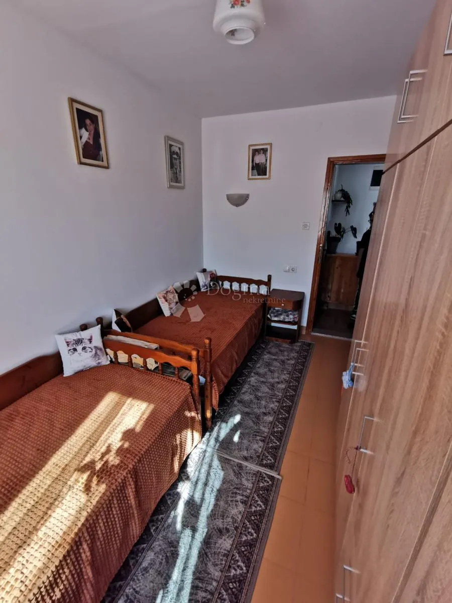 obiteljska stambena kuća useljiva odmah - prilika, hitno - slika 44