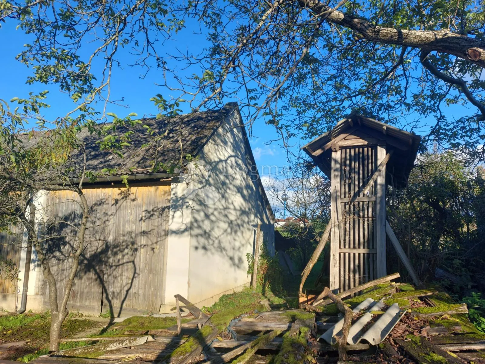 prostrana kuća s velikim dvorištem i zemljištem - sv.ivan žabno - slika 4