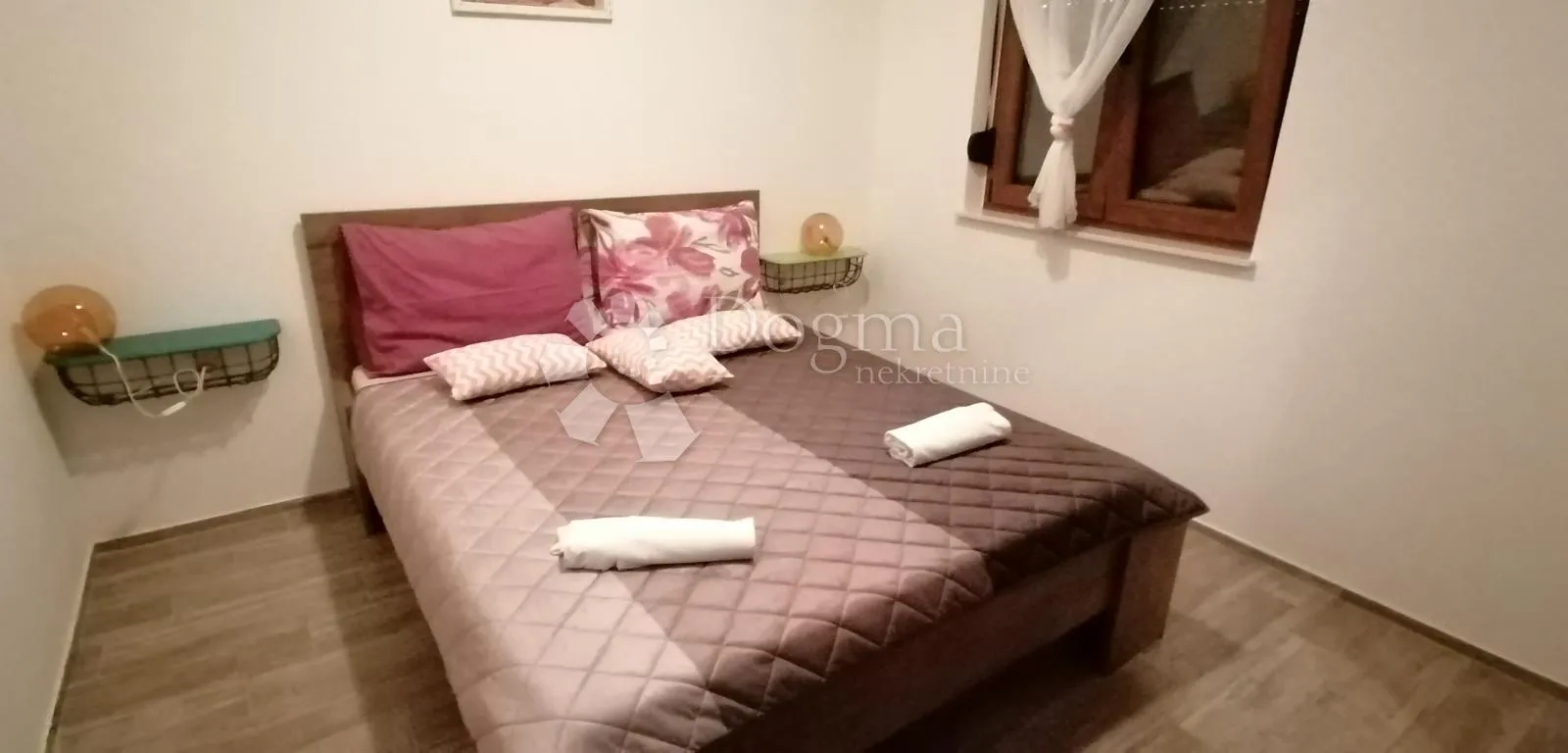 vrhunska nektretnina na krku - slika 21