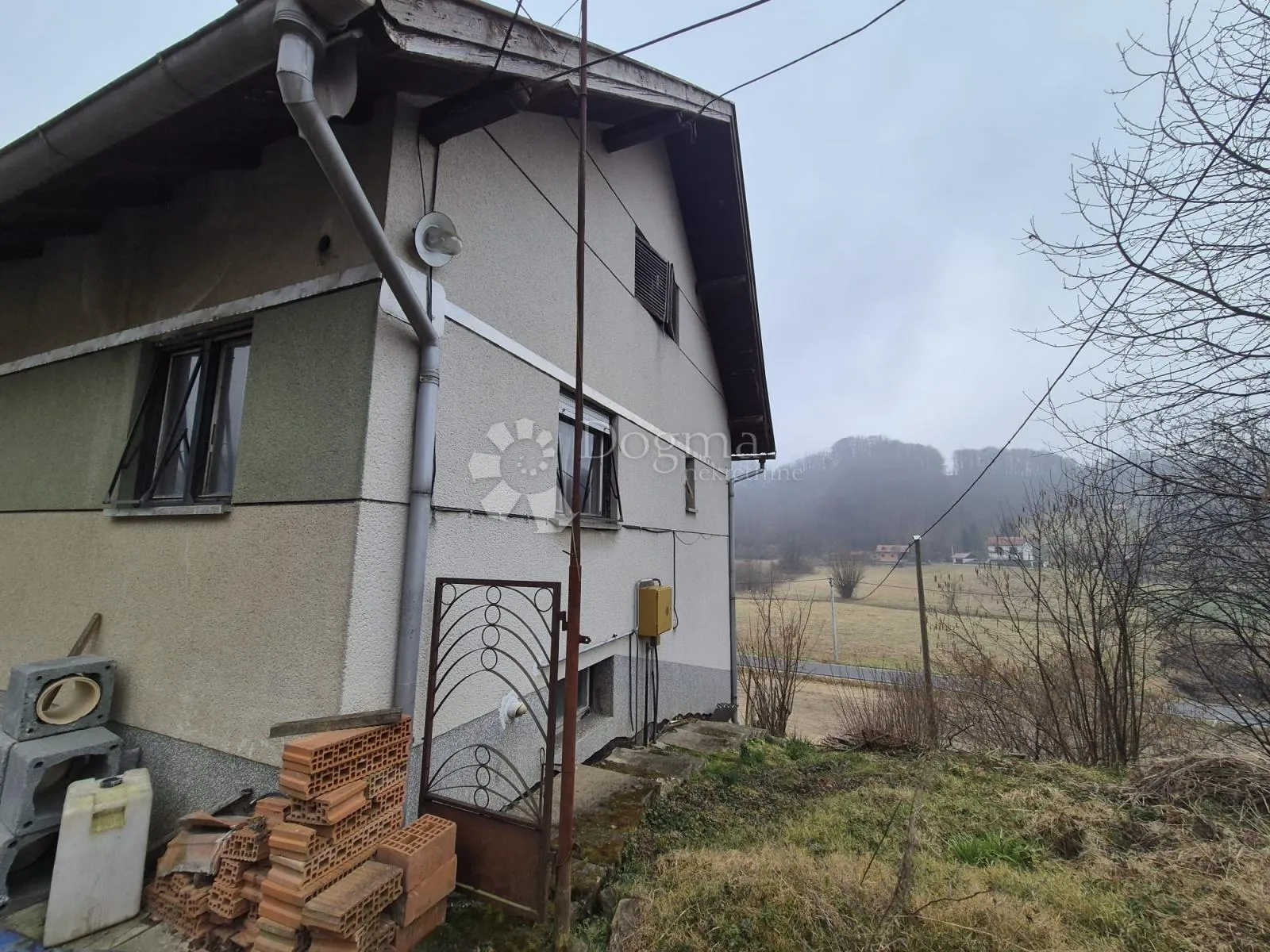 seosko imanje sa kućom trokatnicom i 25.194m² zemljišta! - slika 10