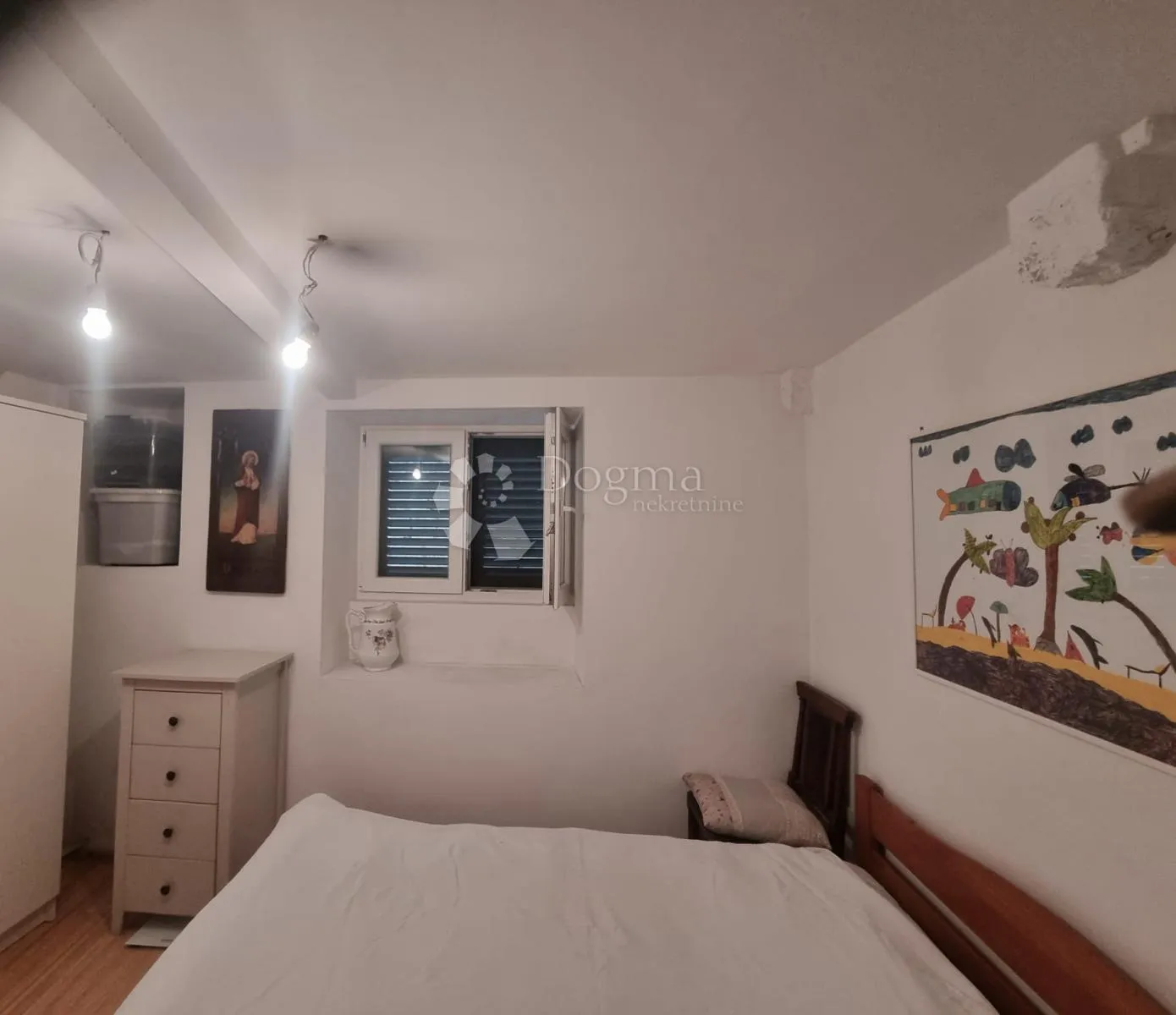 etažiran stan u kamenoj kući, matejuška, split - slika 7