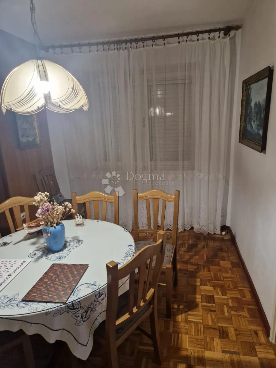 trogir - stan u prizemlju s dvije spavaće sobe - slika 9