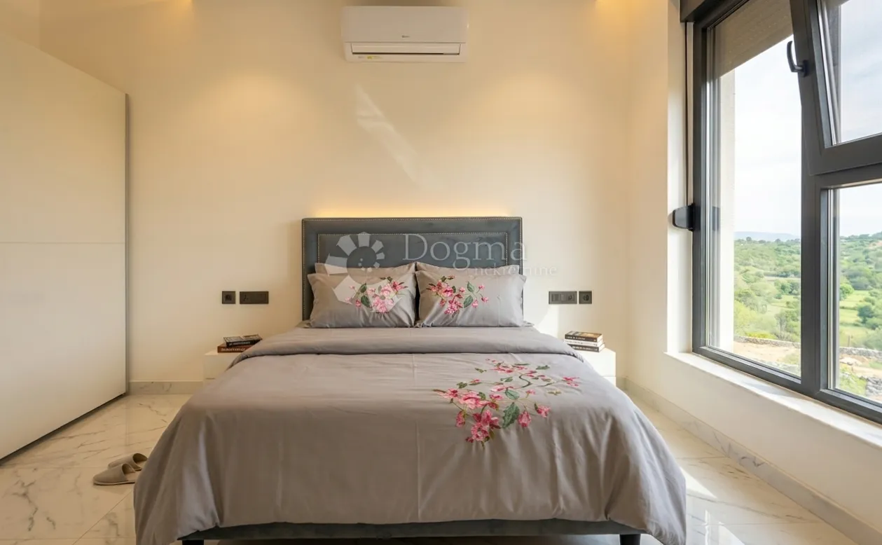 vila marina vinišče 180 m2 - slika 10