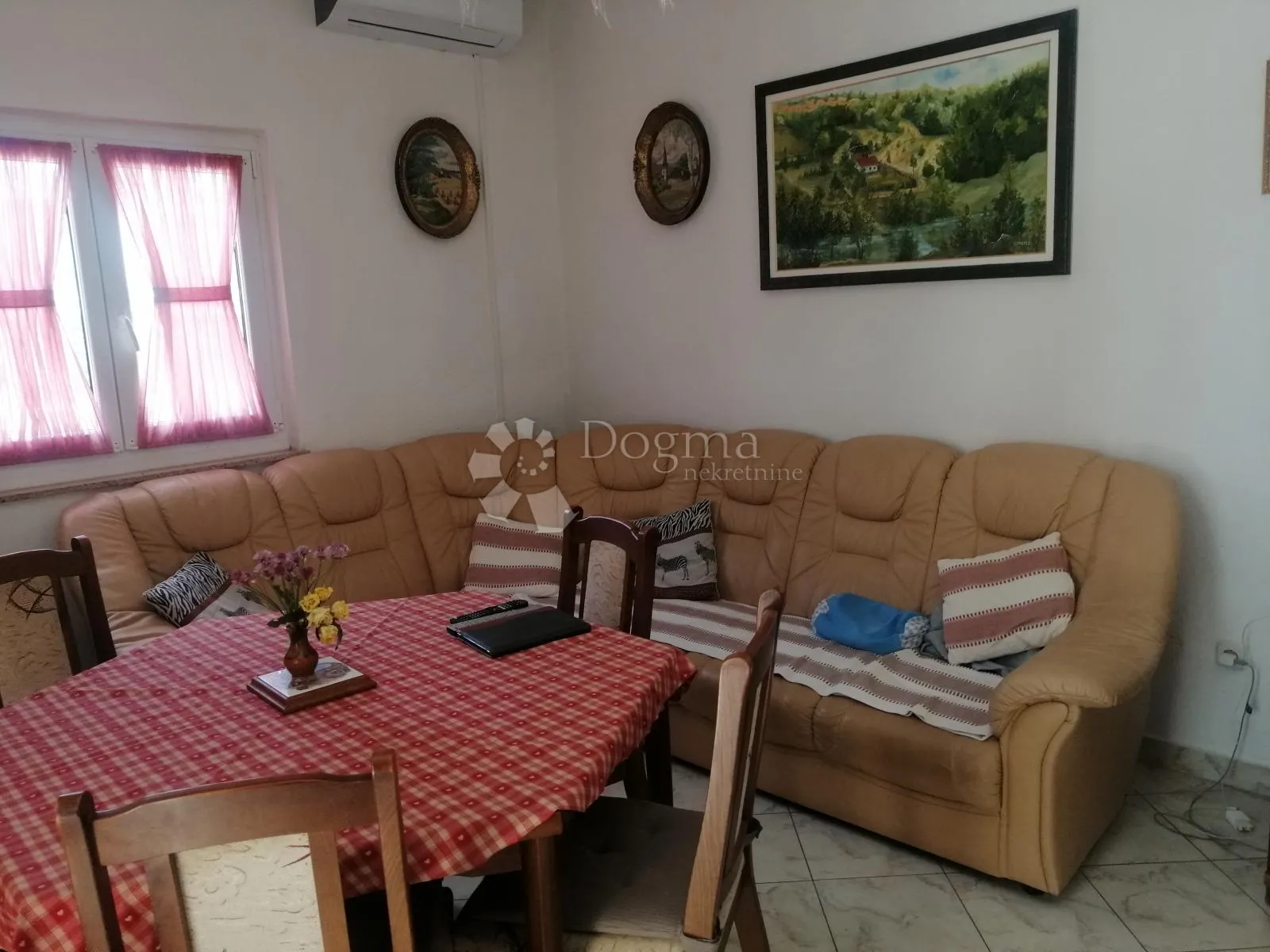 tribunj - kuća s 9 apartmana + građevinska parcela 418 m2 - slika 21