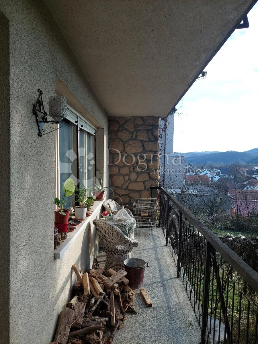 kuća sa velikim potencijalom - slika 18