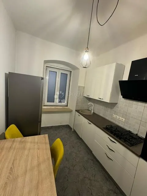 komforan stan u centru rijeke, najam - slika 7