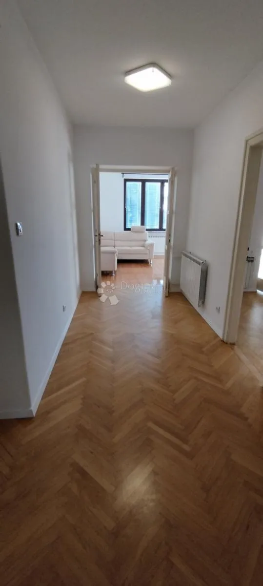 investicija na sv. duhu: stambeno-poslovna zgrada - slika 3