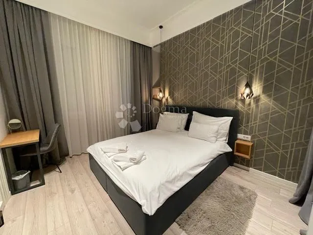 iznajmljujem tri sobe i dva apartmana u samom centru grada - slika 10