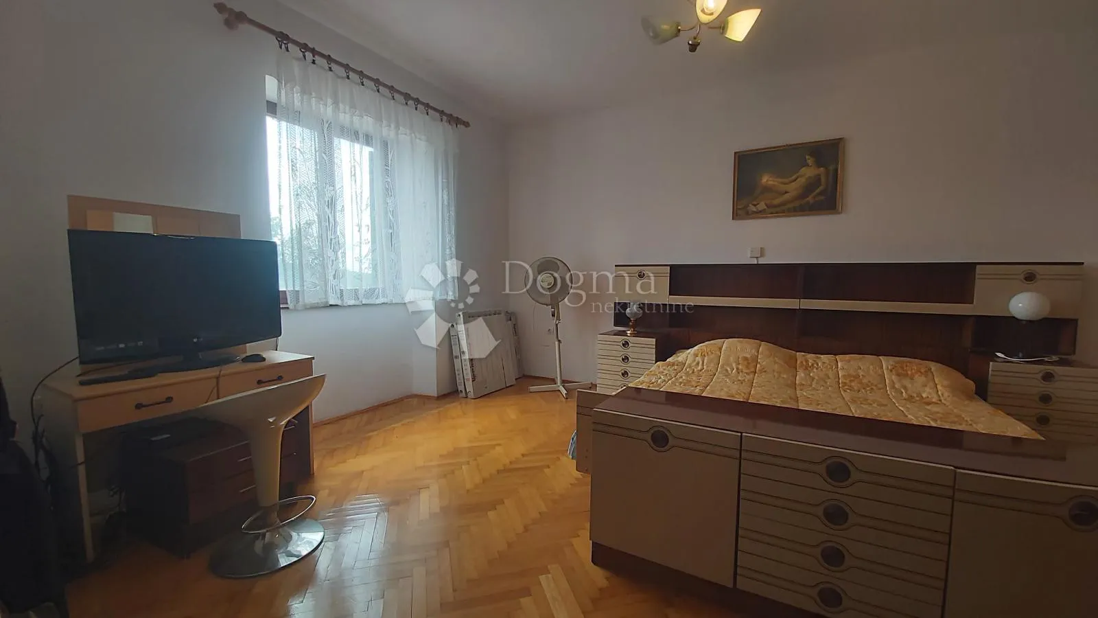 kuća u nizu s pogledom na labin - slika 10