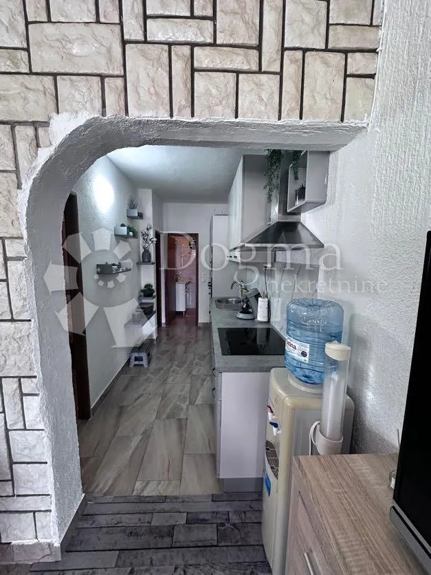kuća prvi red do mora vir - slika 13