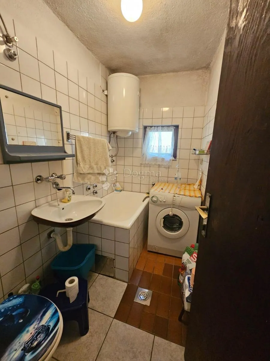 kuća ljubovo lika - odmah useljivo - slika 12