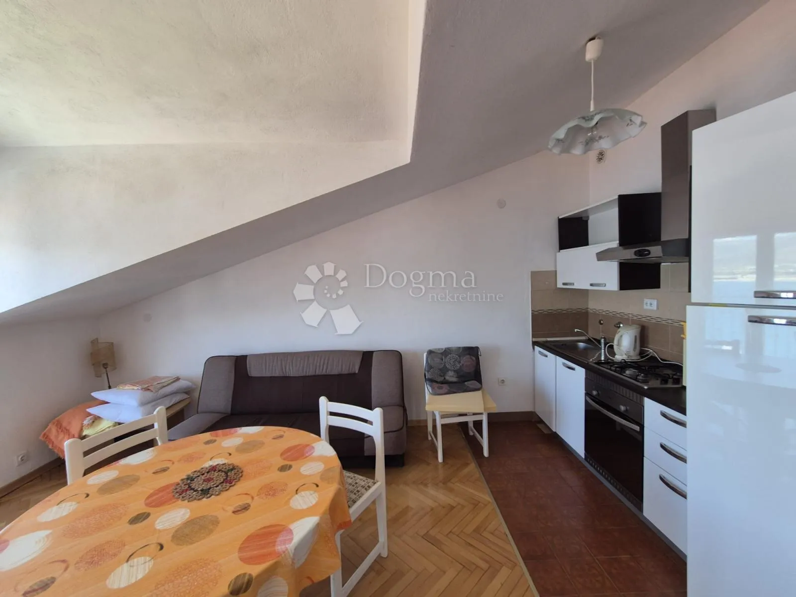 prostrana apartmanska kuća sa panoramskim pogledom na more - slika 43