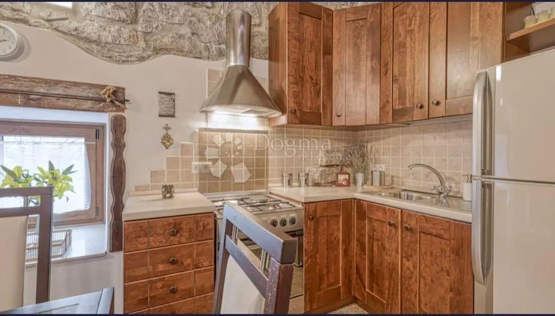 stan sa dva apartmana u matuljima - slika 19