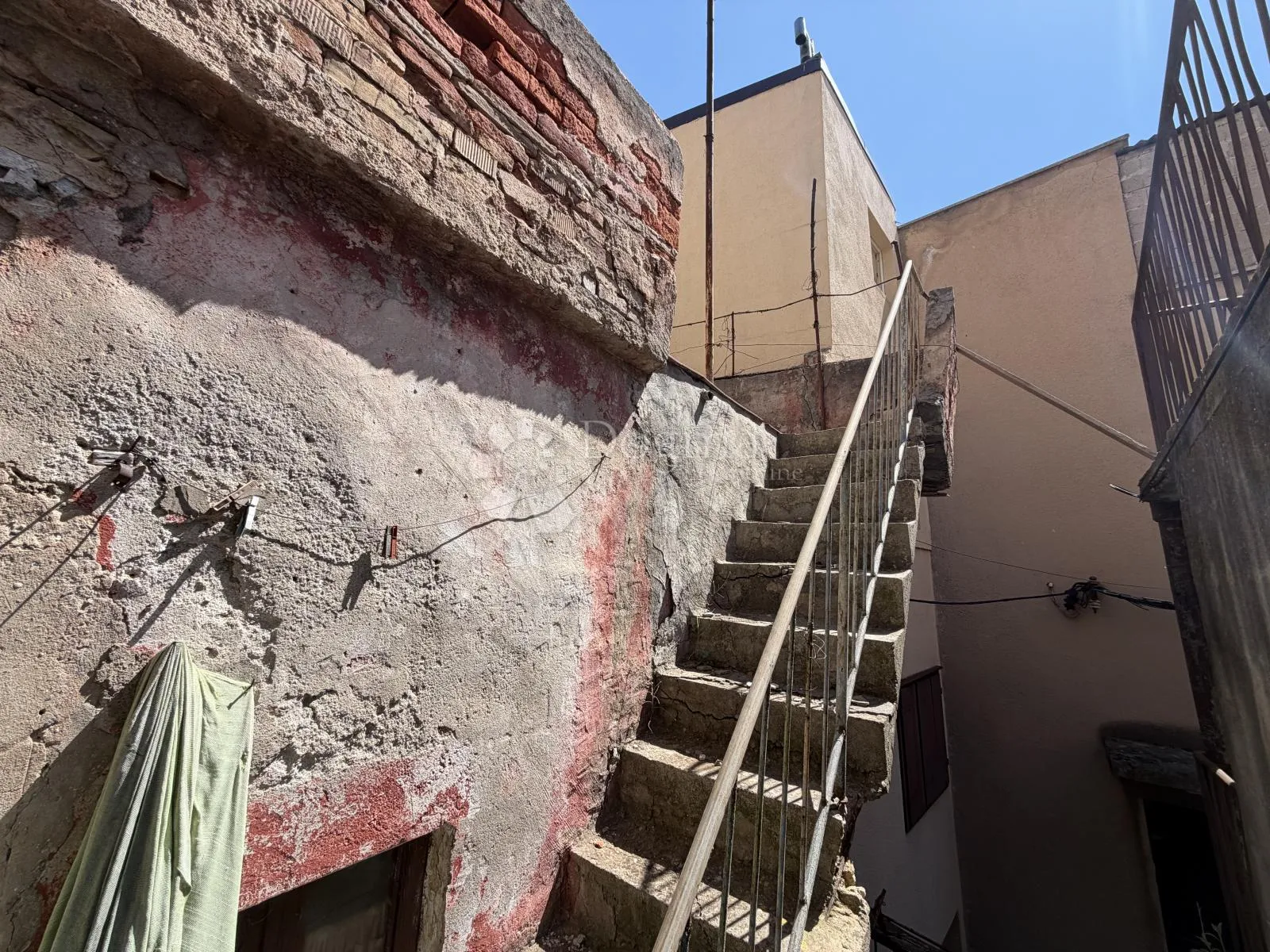 prilika!!! šibenik – gorica, dvije kuće u nizu – prilika za butični hostel ili apartmane - slika 8