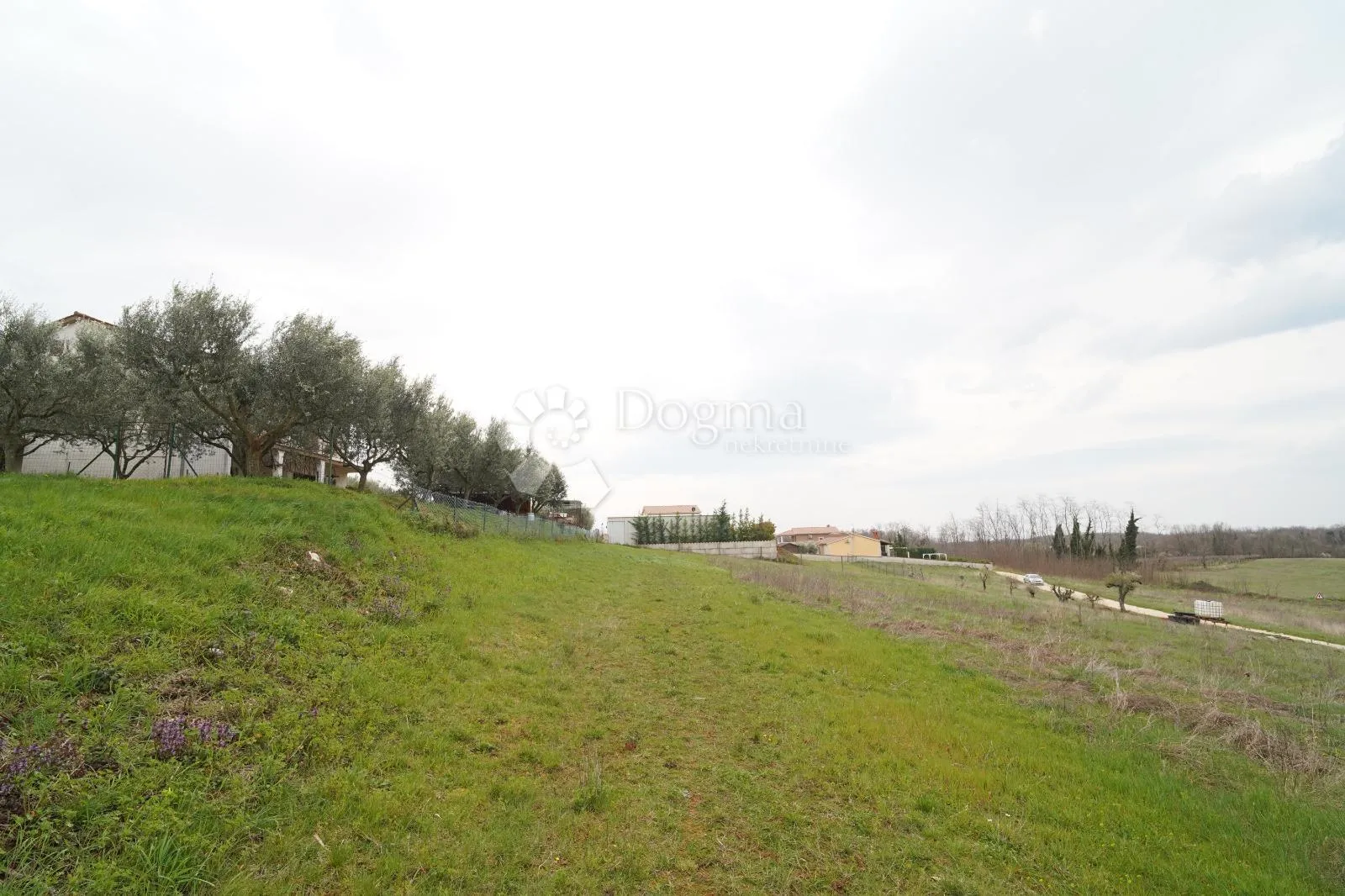 građevinsko zemljište vižinada 755 m² - slika 3
