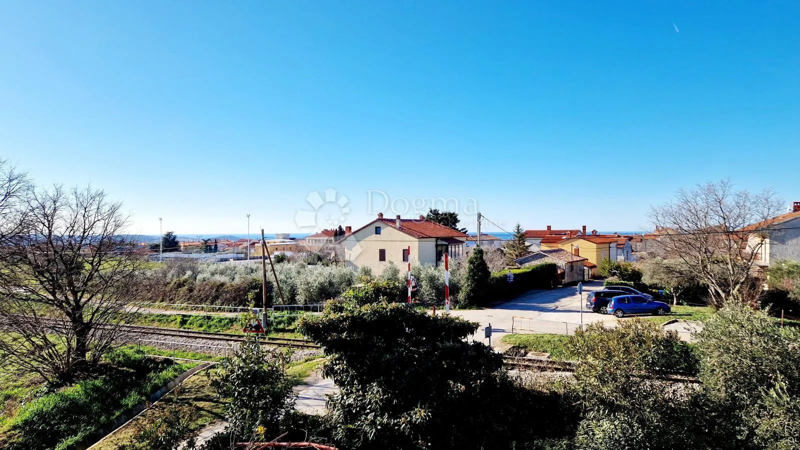 kuća s 2 stana u galižani - pogled na more i pulu - slika 53