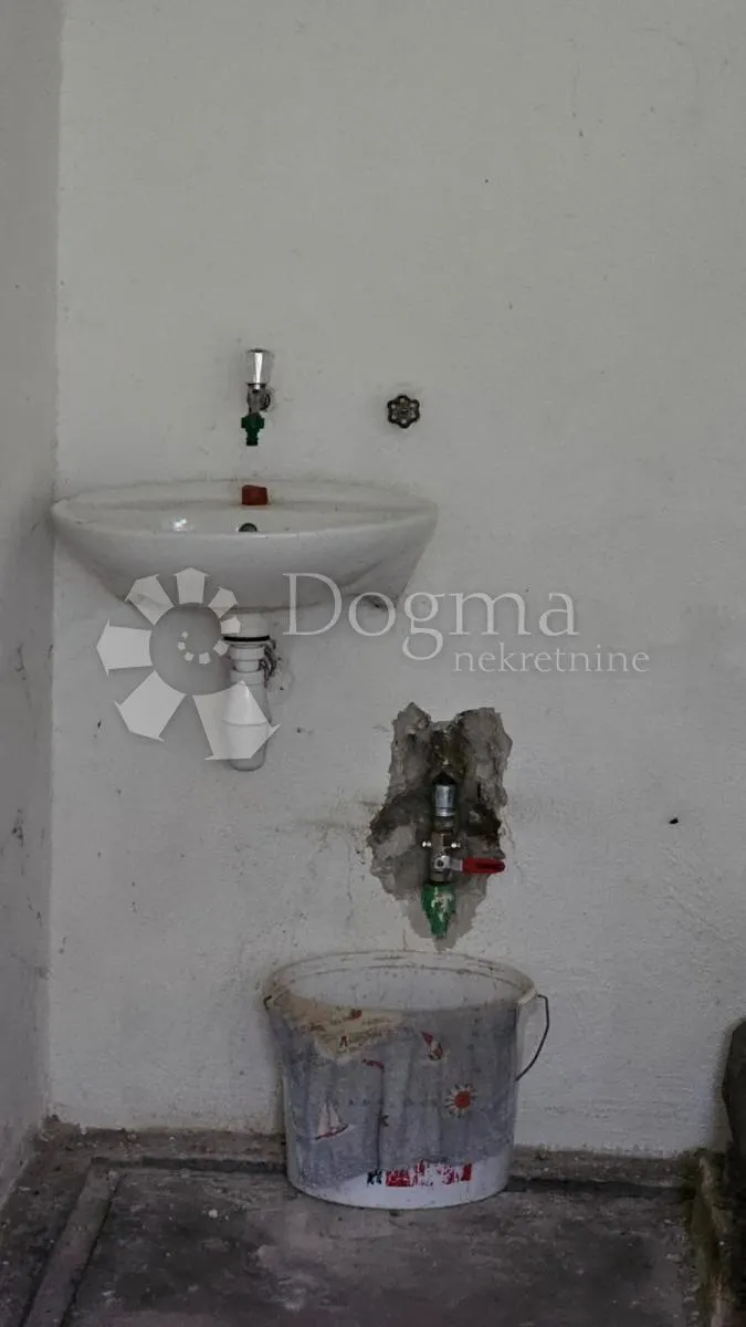 dvije kuće s pogledom u vrtlinovcu - slika 70