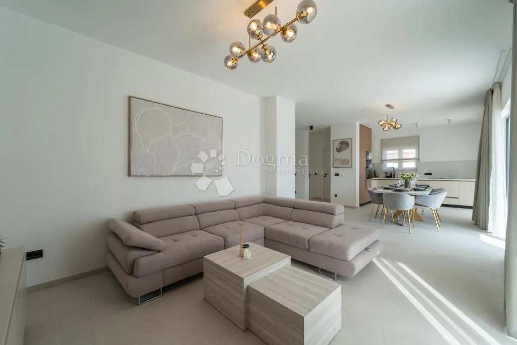 turanj - villa s bazenom, spremna za useljenje - 350m od mora - slika 17