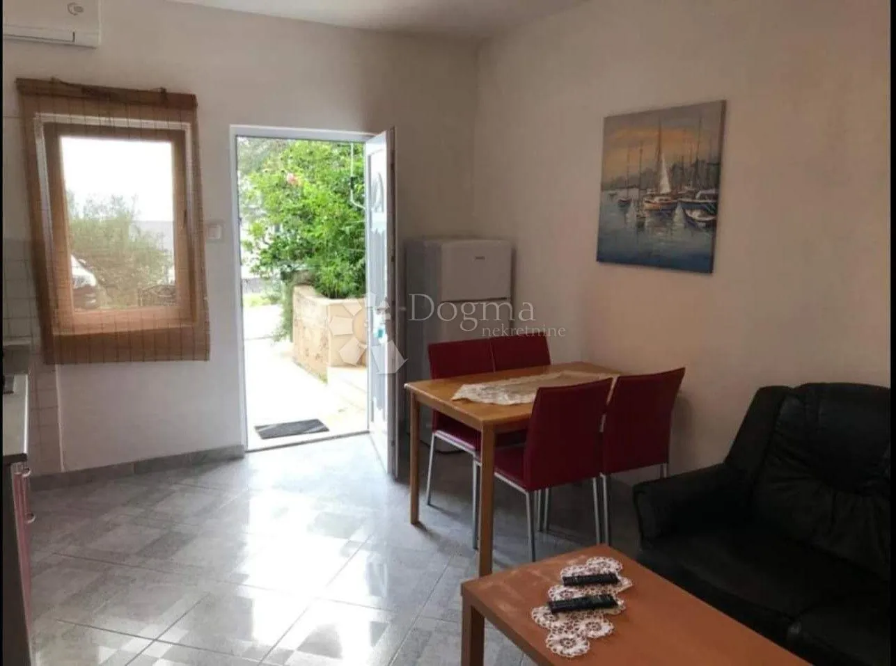 apartmanska kuća 200 m od mora - slika 12