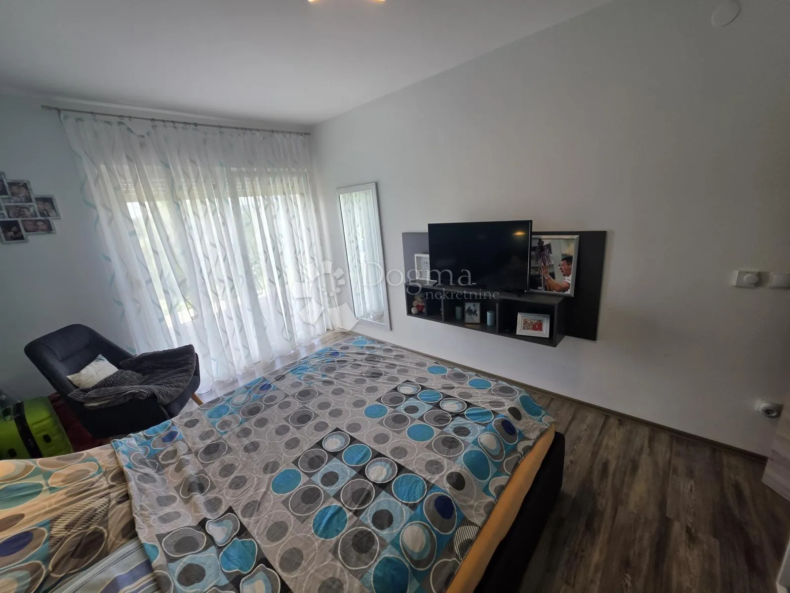 kuća s panoramskim pogledom između zaboka i krapine! - slika 12
