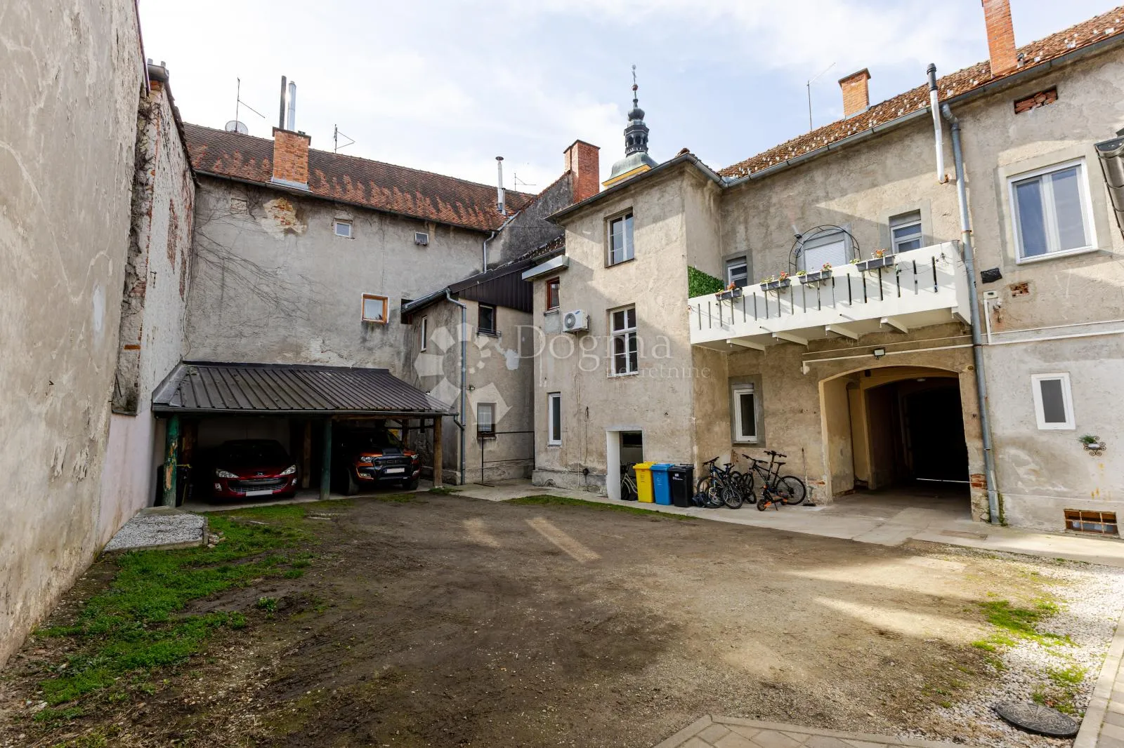 centar varaždina – luksuzno renoviran stan 100 m² s balkonom - slika 32