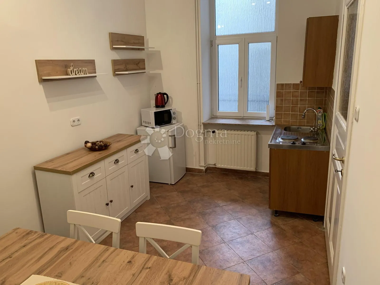 uredski prostor 90 m² – centar zagreba, donji grad - slika 5