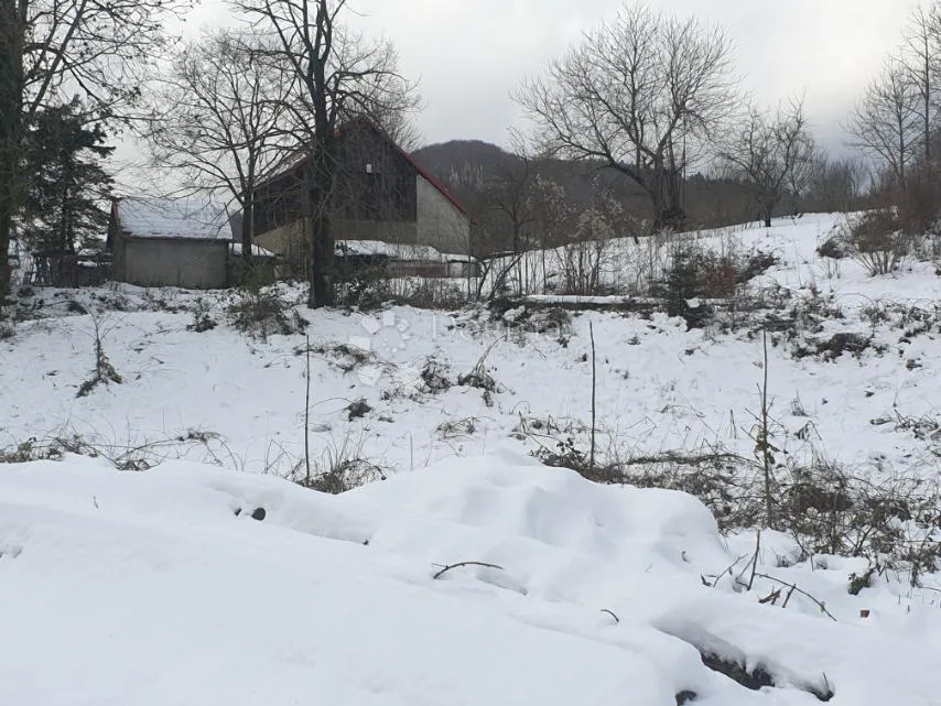 odlično vrlo veliko zemljište po povoljnoj cijeni - slika 1