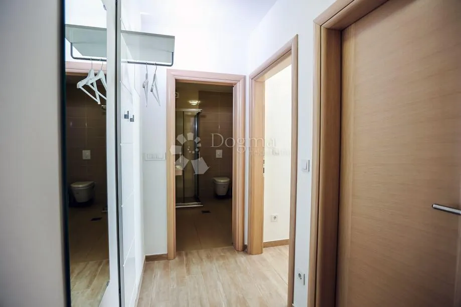 odličan stan u banjolu na drugom katu s pogledom na more. - slika 5