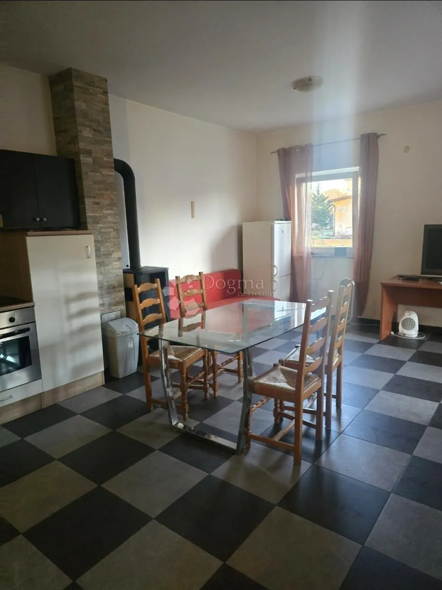 dražice – stan za radnike - slika 2