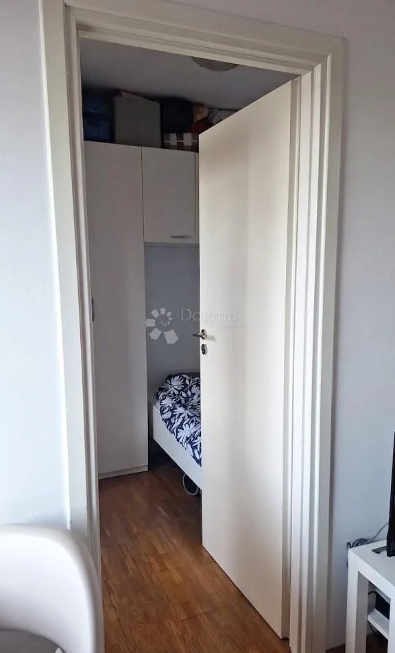 predivan 2-sobni stan 34 m2 s otvorenim pogledom - slika 6