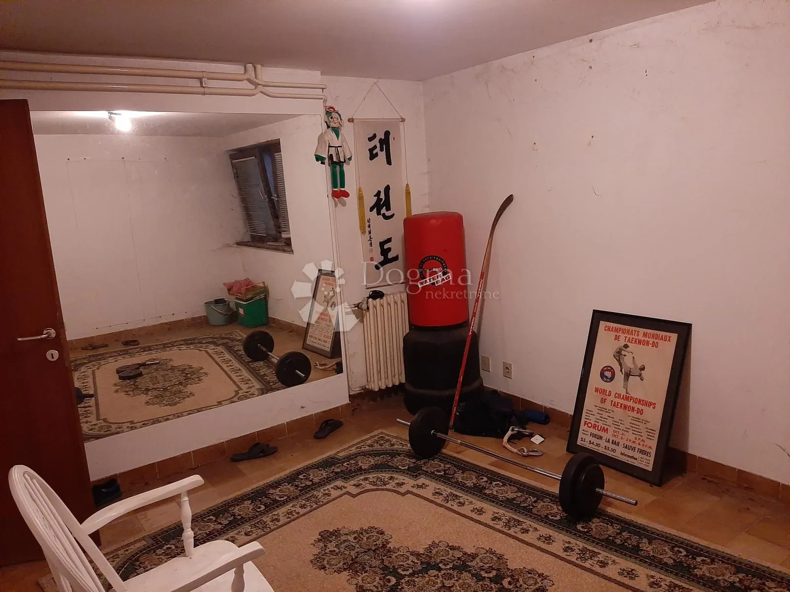 unikatna vila na zapadu zagreba – jedinstvena arhitektura i privatnost - slika 36