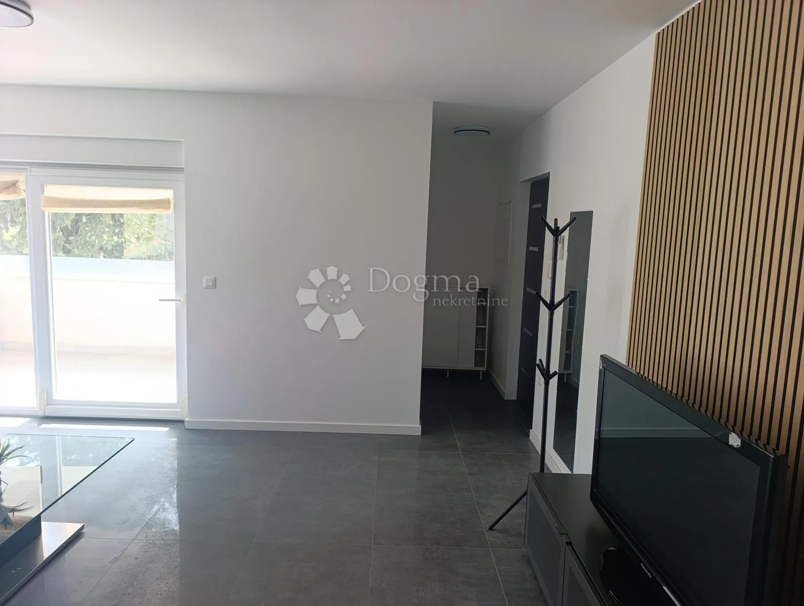 biograd na moru - stan s3 2.kat kompletno namješten - slika 6