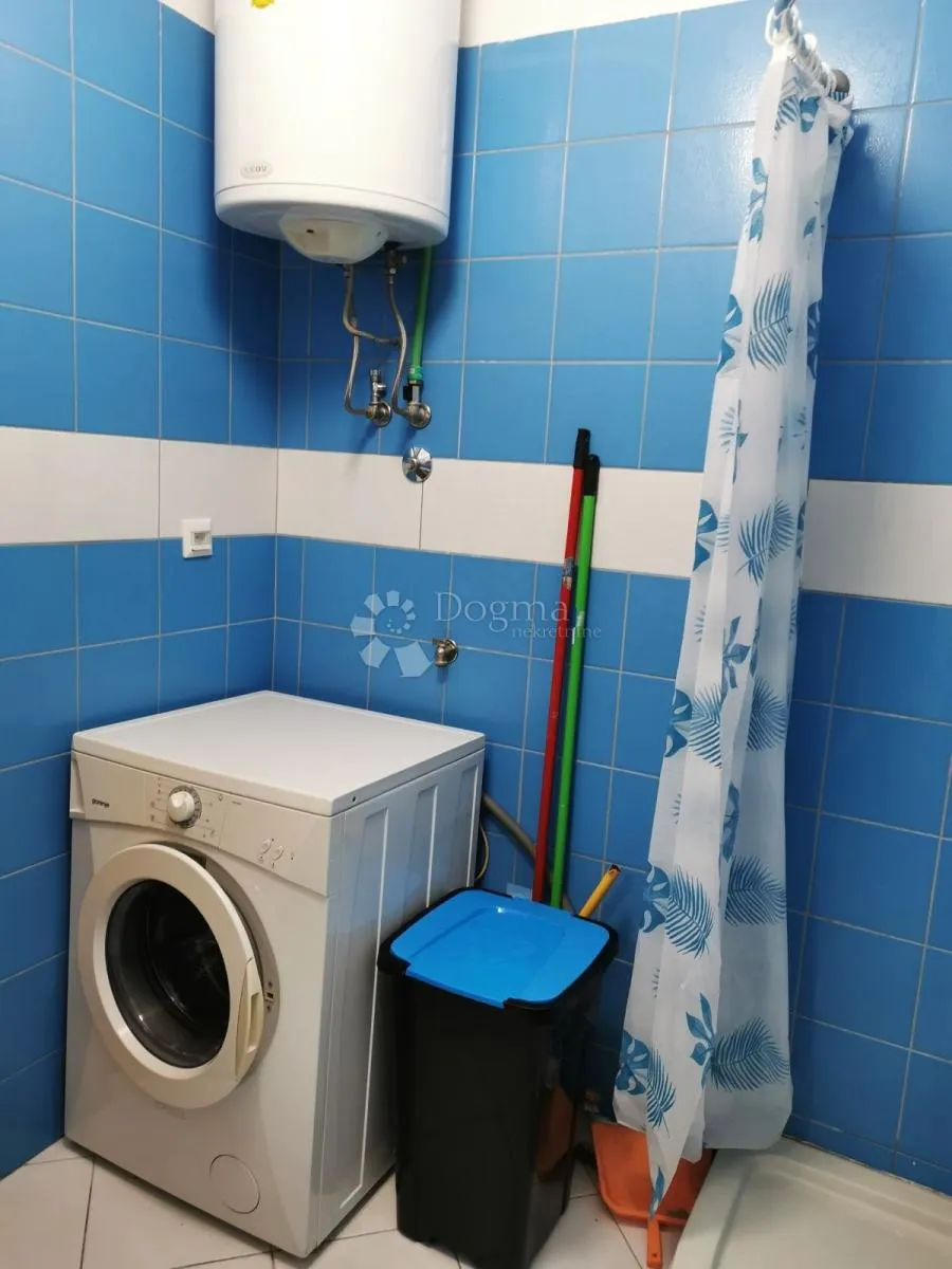 kuća sa velikom okućnicom - prilika! - slika 9