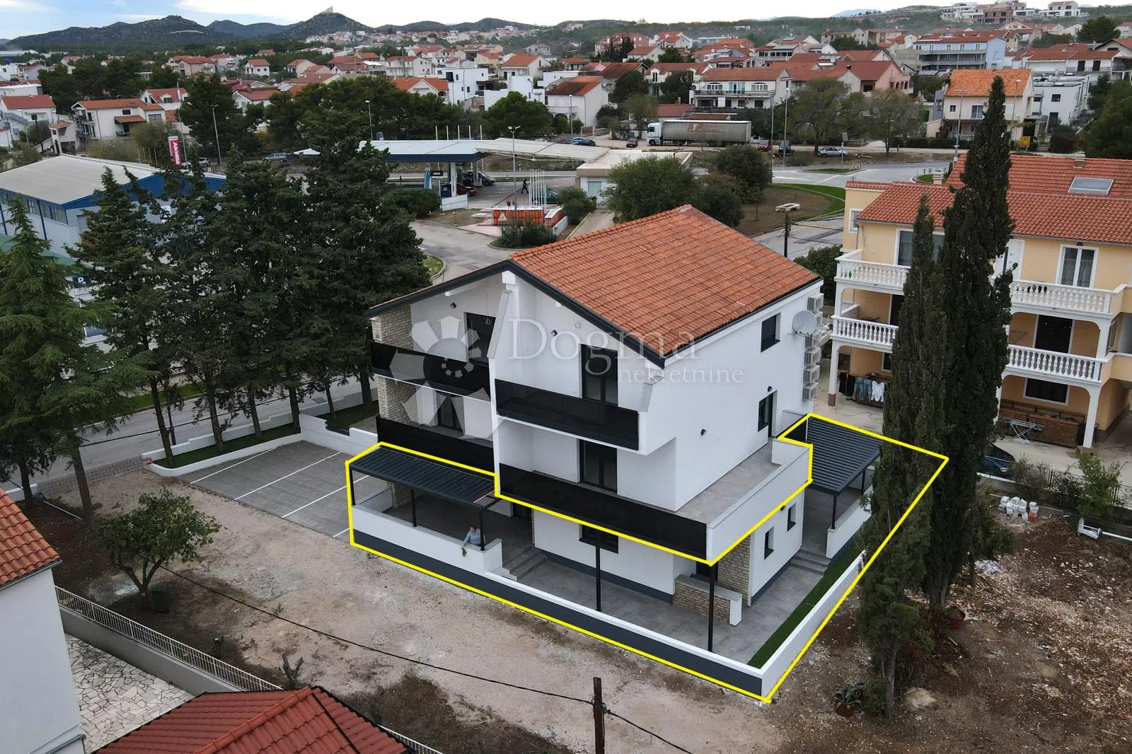 atraktivna lokacija - slika 28