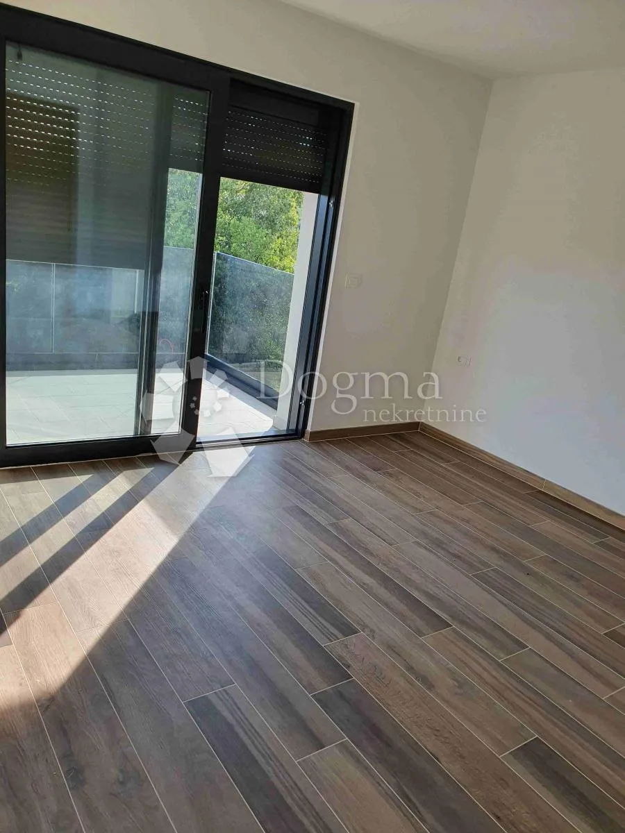 malinska, dvoetažni 3s+db apartman - slika 3