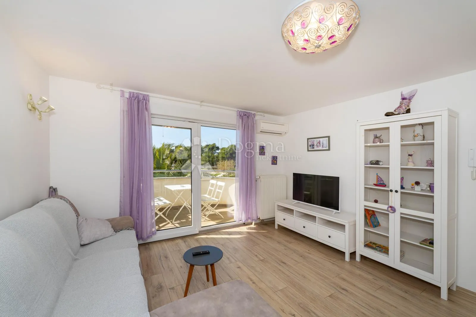 zaton-nin,luksuzna apartmanska kuća uz plažu,3 apartmana,pogled na more - slika 67