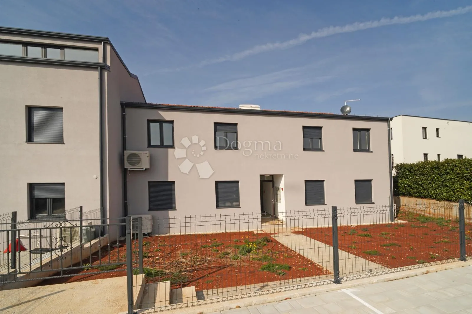 poreč - stan u novogradnji sa pogledom na more - slika 5