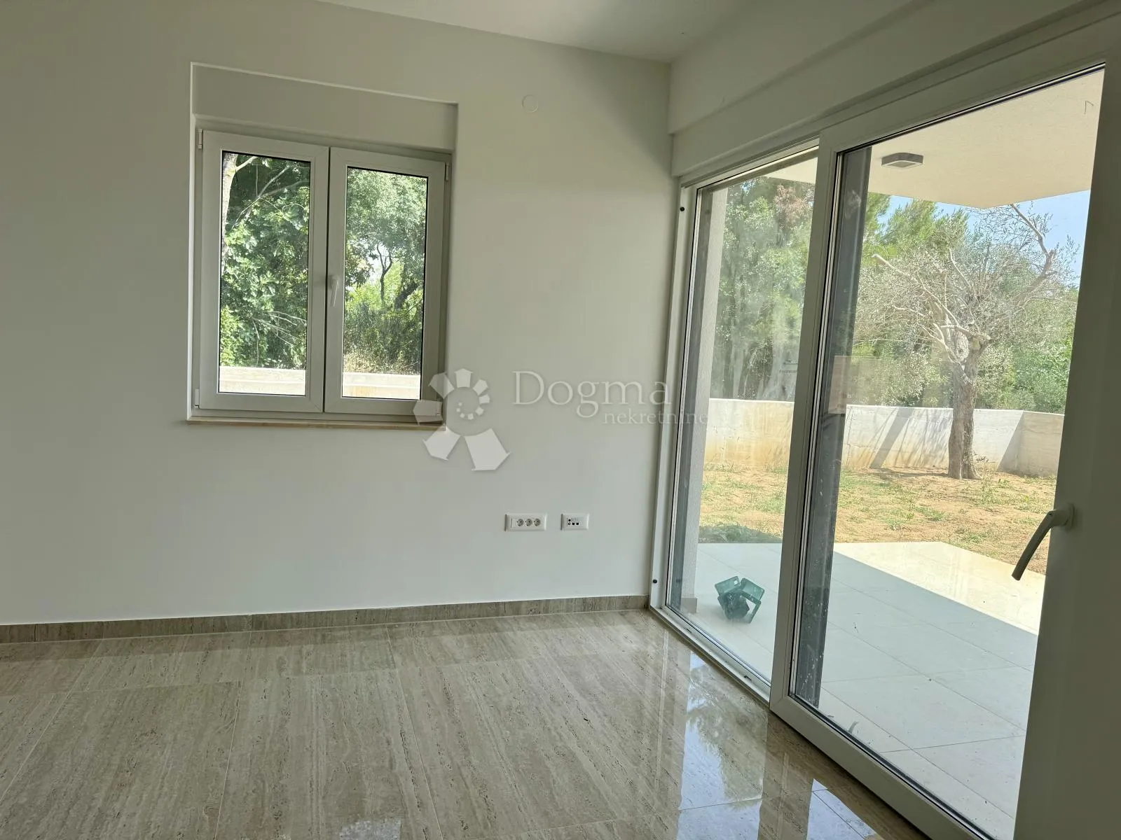 stan s3 - 20m od mora, maslenica - slika 19