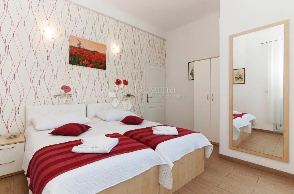 zadar, poluotok, posebna zgrada - slika 15