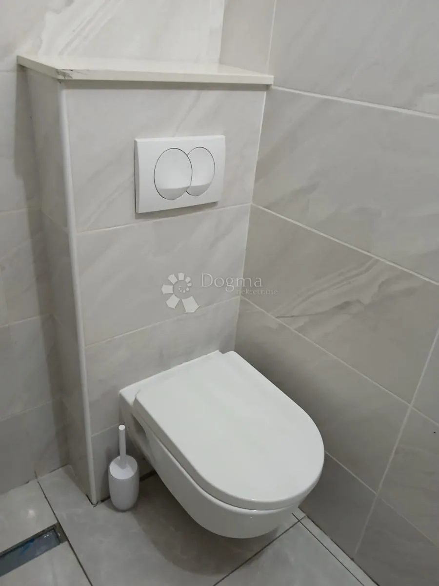 dvije terase, tri sobe, jedan prekrasan pogled | bilice - slika 13