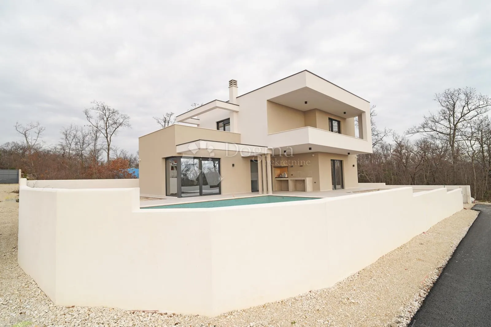 luksuzna villa s pogledom na more - slika 42