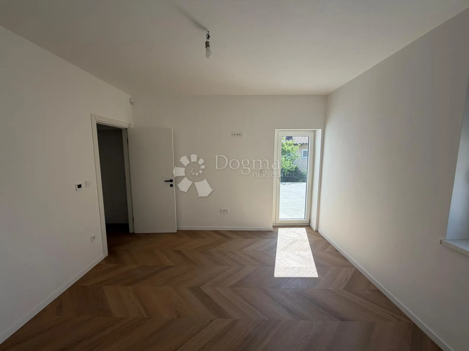 moderan, izuzetno prostran stan 110m² – kostrena - slika 5