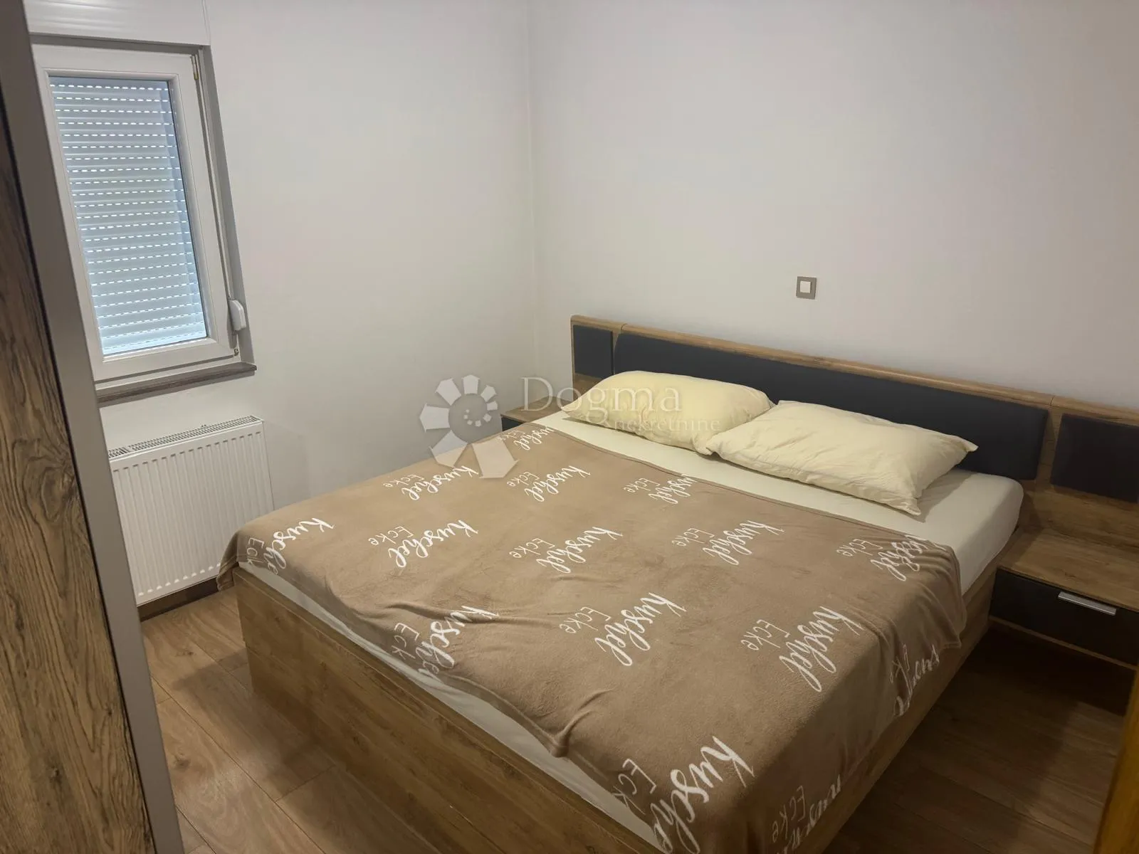 kuća s dva stana + mogućnost trećeg stana – ivanić-grad - slika 8
