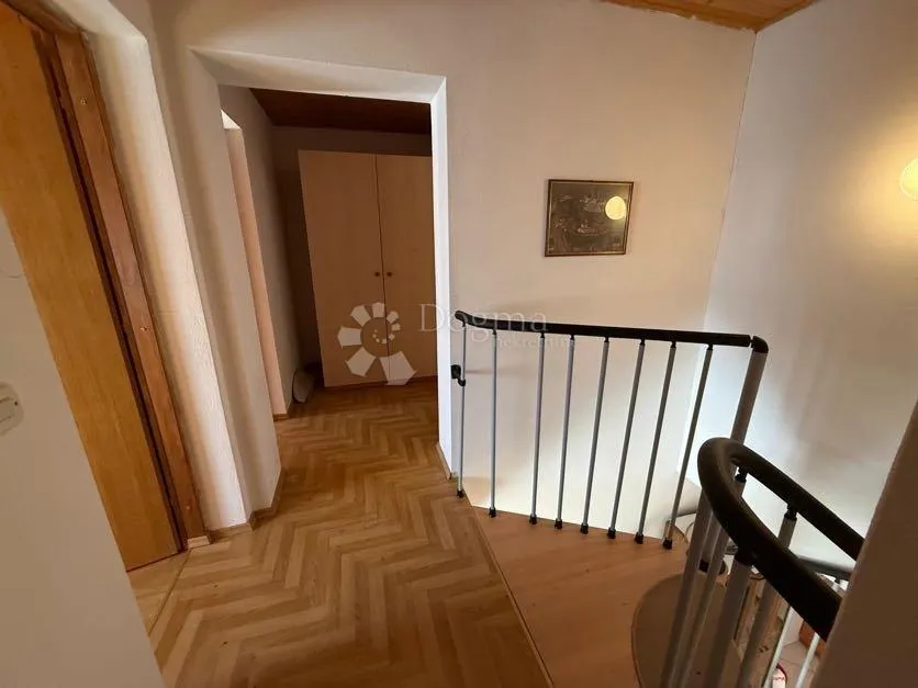 kvalitetna i lijepa kuća na savršenoj lokaciji - slika 20
