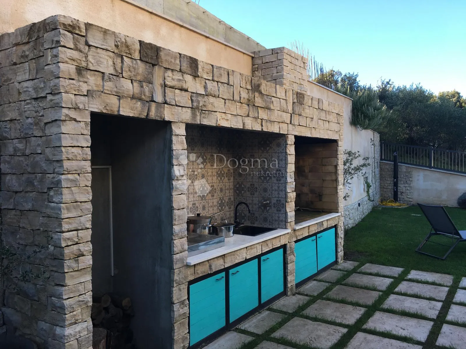 ekskluzivna kuća svega 70 m od pješčane plaže, otok rab - slika 27